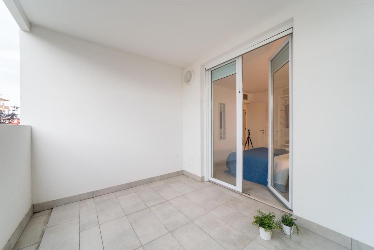 Appartamenti Torre Bianca Λινιάνο Σαμπιαντόρο Εξωτερικό φωτογραφία